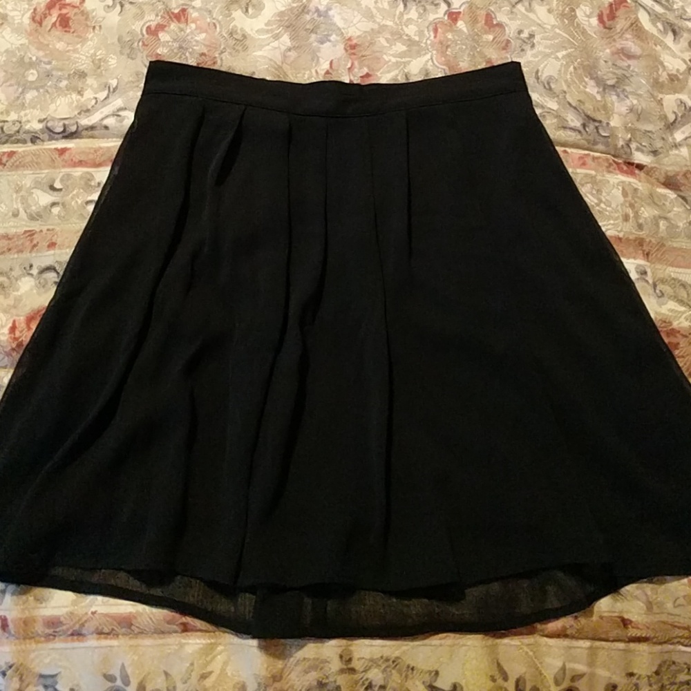 NWOT Old Navy Black Skirt